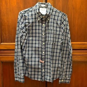 Abercrombie & Fitch men’s long sleeved button down Oxford shirt size M